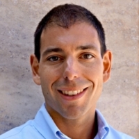 Dr Trever Bivona