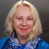  Valerie Weaver